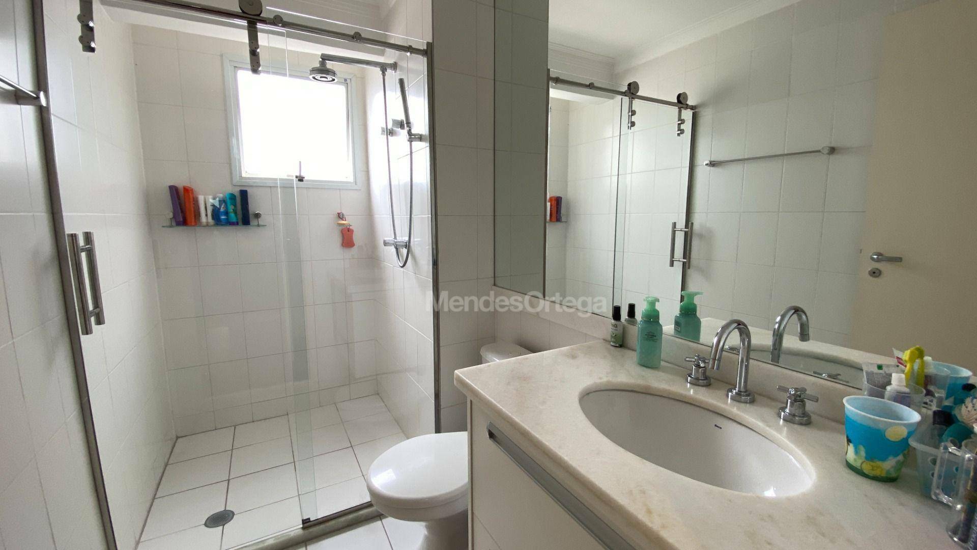 Apartamento à venda com 3 quartos, 232m² - Foto 16