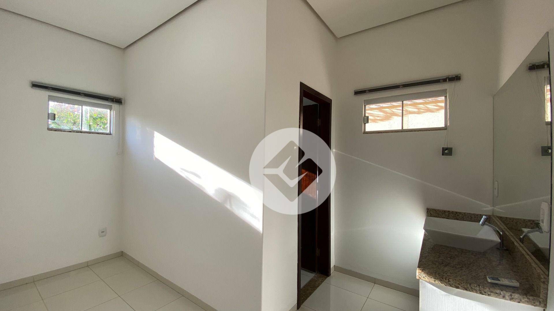 Casa à venda com 4 quartos, 293m² - Foto 5