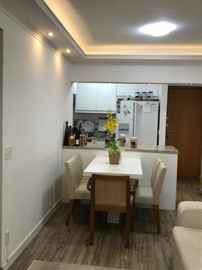 Apartamento à venda com 2 quartos, 60m² - Foto 7