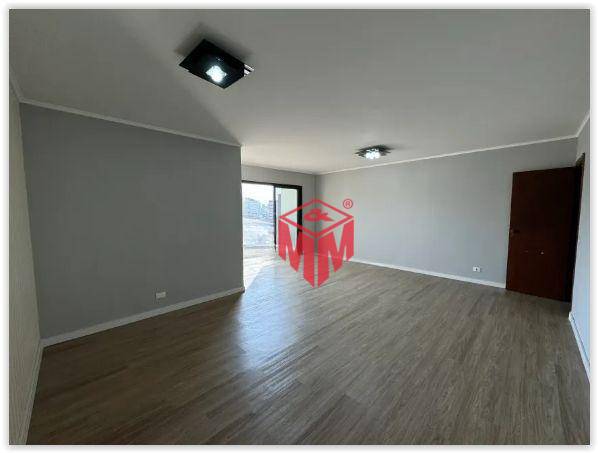 Apartamento à venda com 3 quartos, 144m² - Foto 3