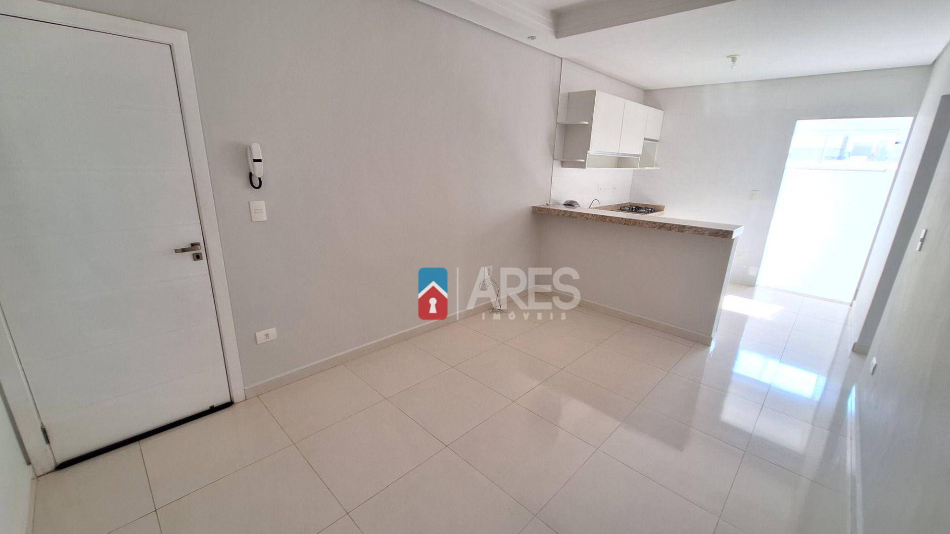 Apartamento à venda com 2 quartos, 70m² - Foto 1