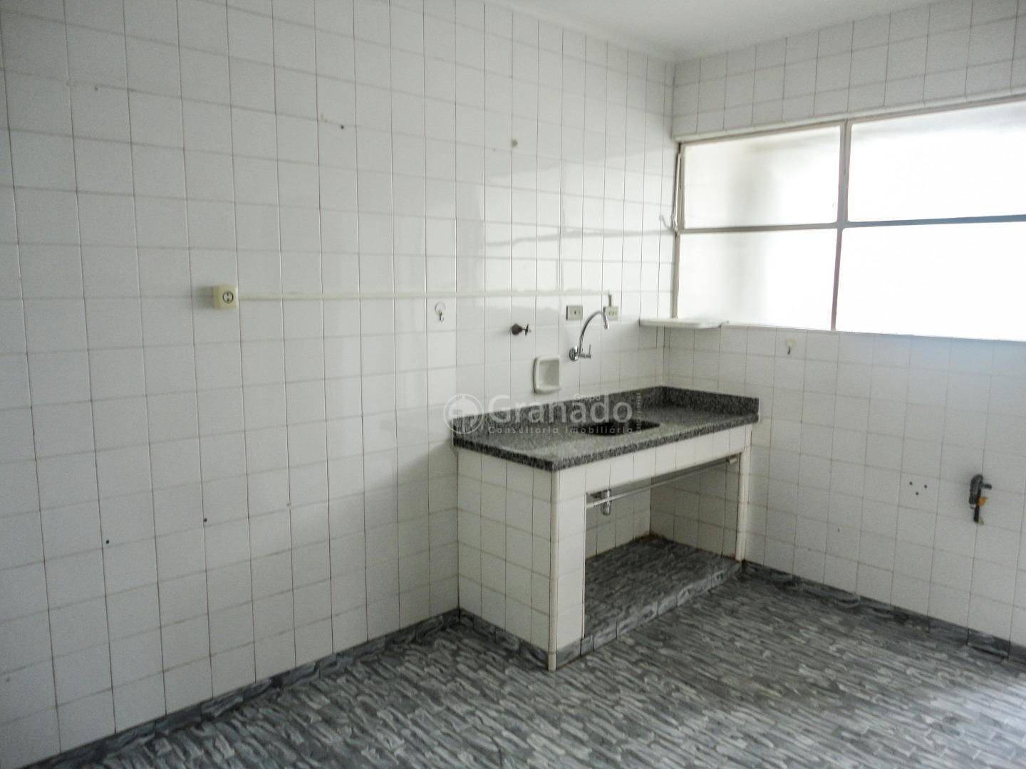 Apartamento à venda com 3 quartos, 102m² - Foto 1