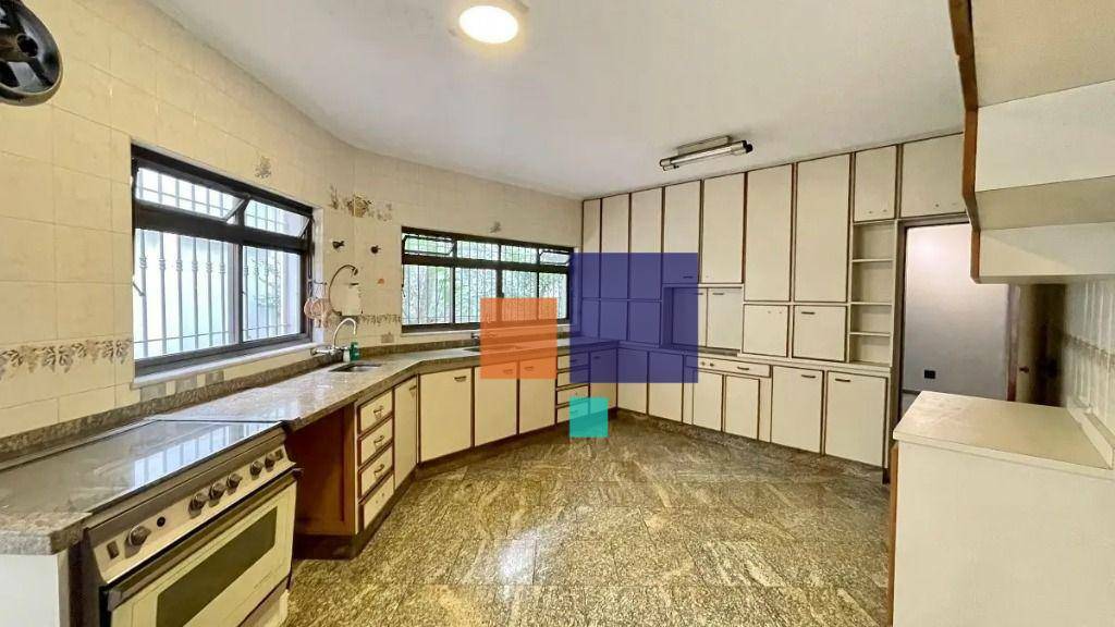 Casa à venda e aluguel com 5 quartos, 810m² - Foto 21