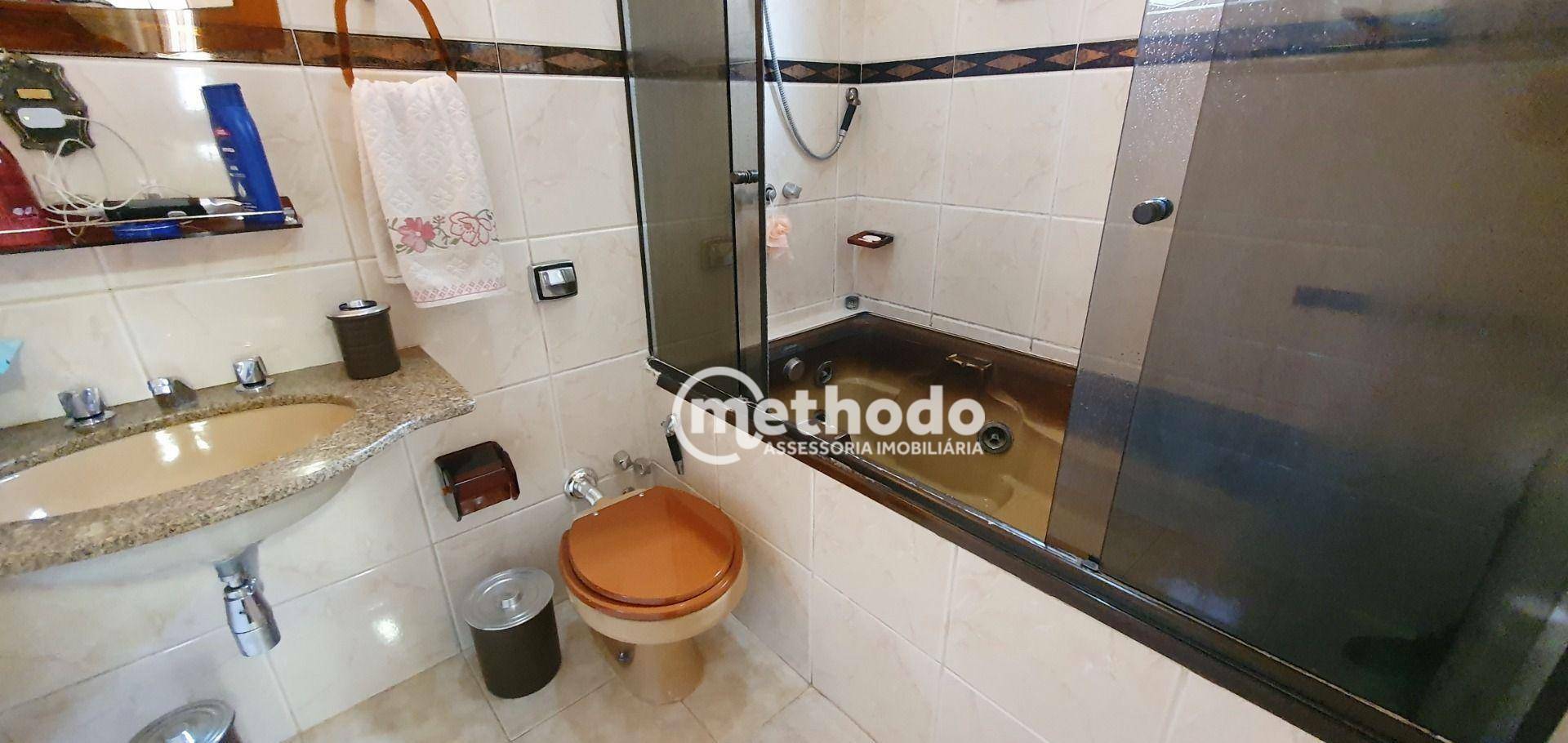 Casa à venda com 3 quartos, 251m² - Foto 13