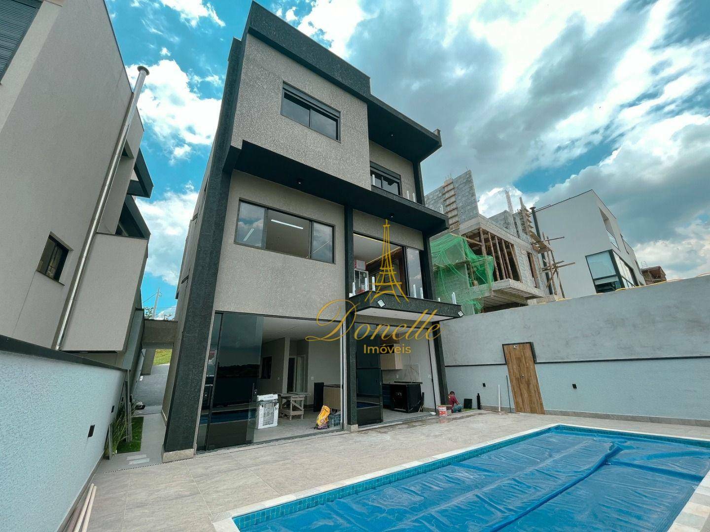 Sobrado à venda com 5 quartos, 314m² - Foto 92