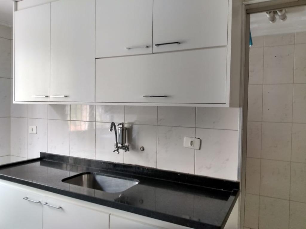 Apartamento à venda com 2 quartos, 62m² - Foto 8