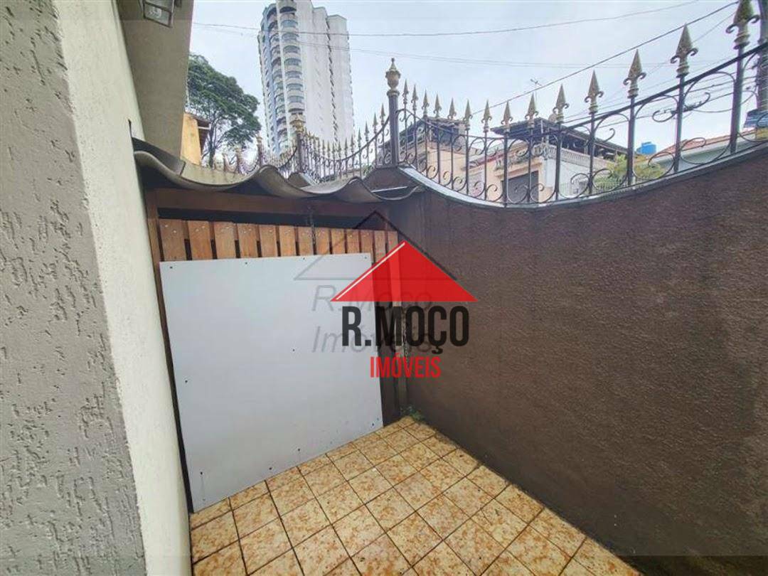 Casa à venda com 3 quartos, 194m² - Foto 2