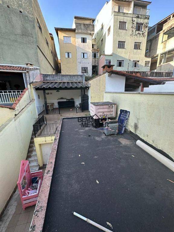 Sobrado à venda com 2 quartos, 145m² - Foto 14