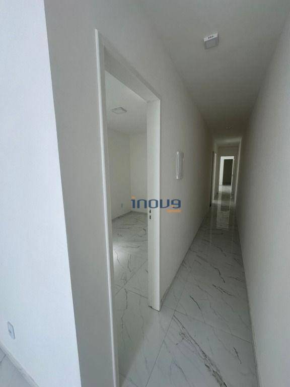 Casa à venda com 3 quartos, 192M2 - Foto 11