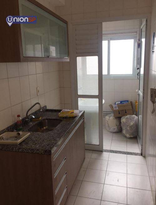 Apartamento à venda com 2 quartos, 56m² - Foto 5