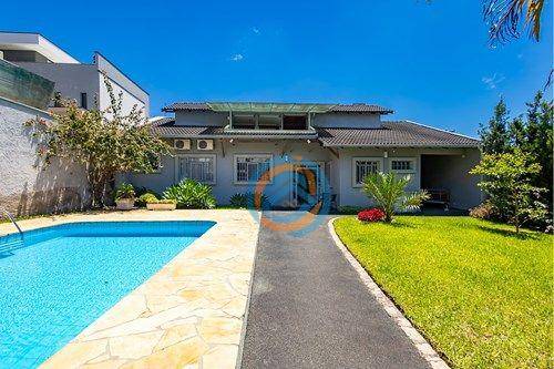 Casa, 4 quartos, 266 m² - Foto 1