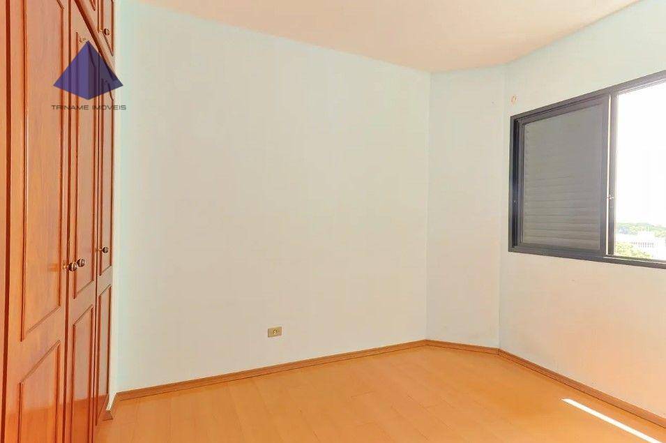 Apartamento à venda com 2 quartos, 62m² - Foto 4