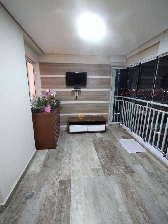 Apartamento à venda com 3 quartos, 155m² - Foto 1