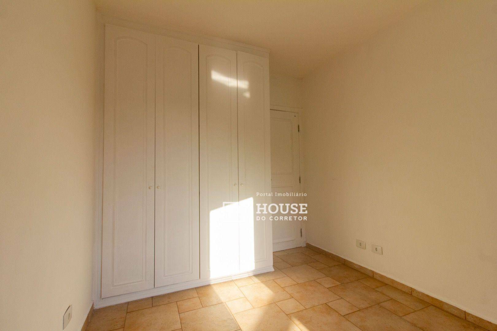 Apartamento à venda com 3 quartos, 210m² - Foto 6