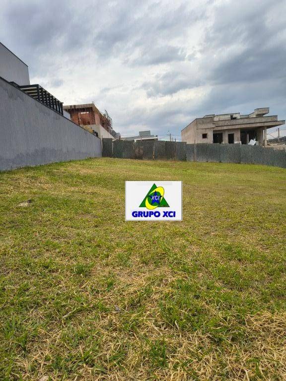 Loteamento e Condomínio, 360 m² - Foto 1