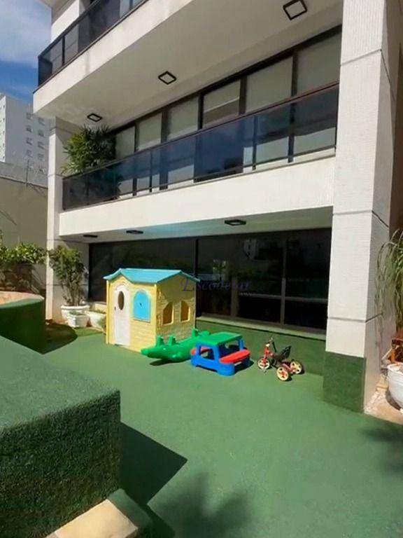 Apartamento à venda com 4 quartos, 195m² - Foto 43