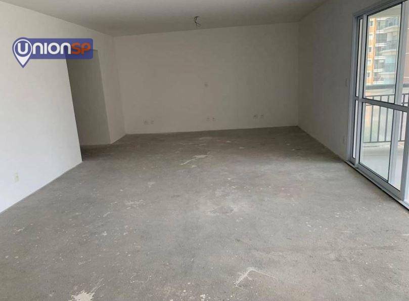 Apartamento à venda com 4 quartos, 246m² - Foto 2