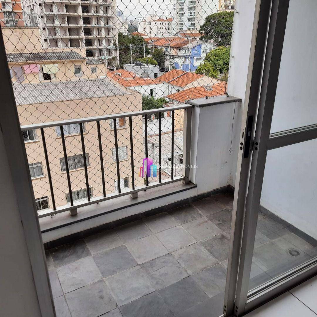 Apartamento à venda com 2 quartos, 66m² - Foto 1