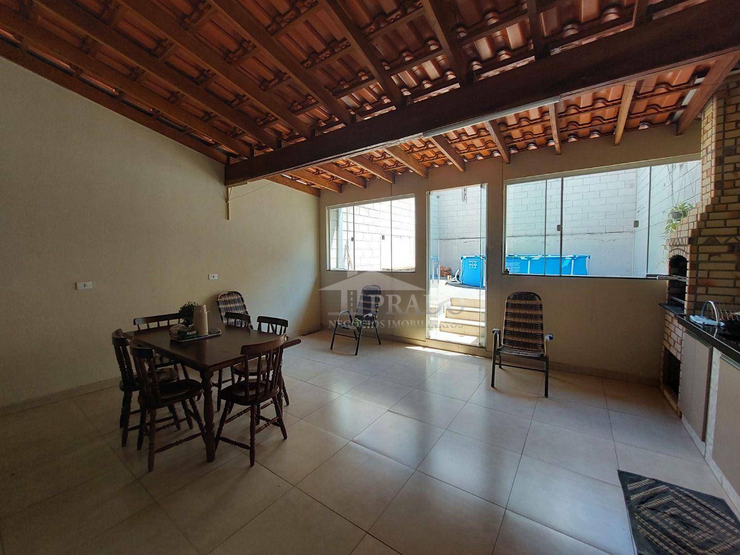 Casa à venda com 2 quartos, 90m² - Foto 11