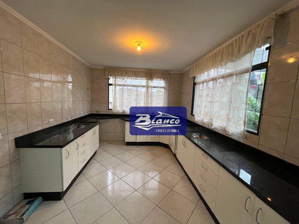 Sobrado à venda com 3 quartos, 229m² - Foto 16