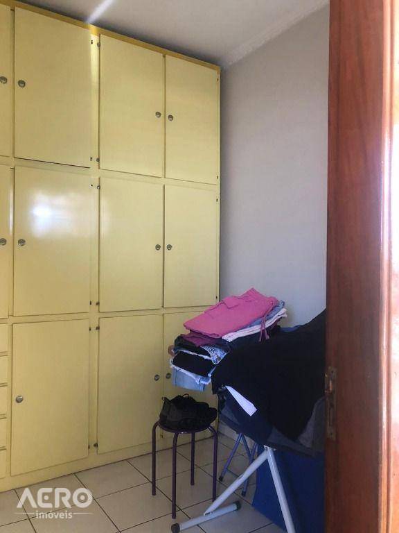 Casa à venda com 3 quartos, 251m² - Foto 23