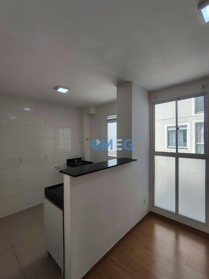 Apartamento para alugar com 2 quartos, 38m² - Foto 12