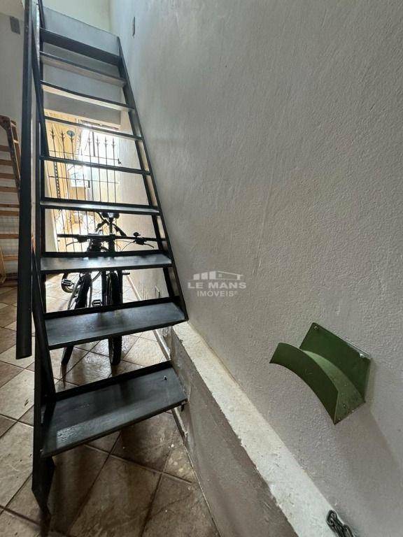 Casa à venda com 3 quartos, 140m² - Foto 20