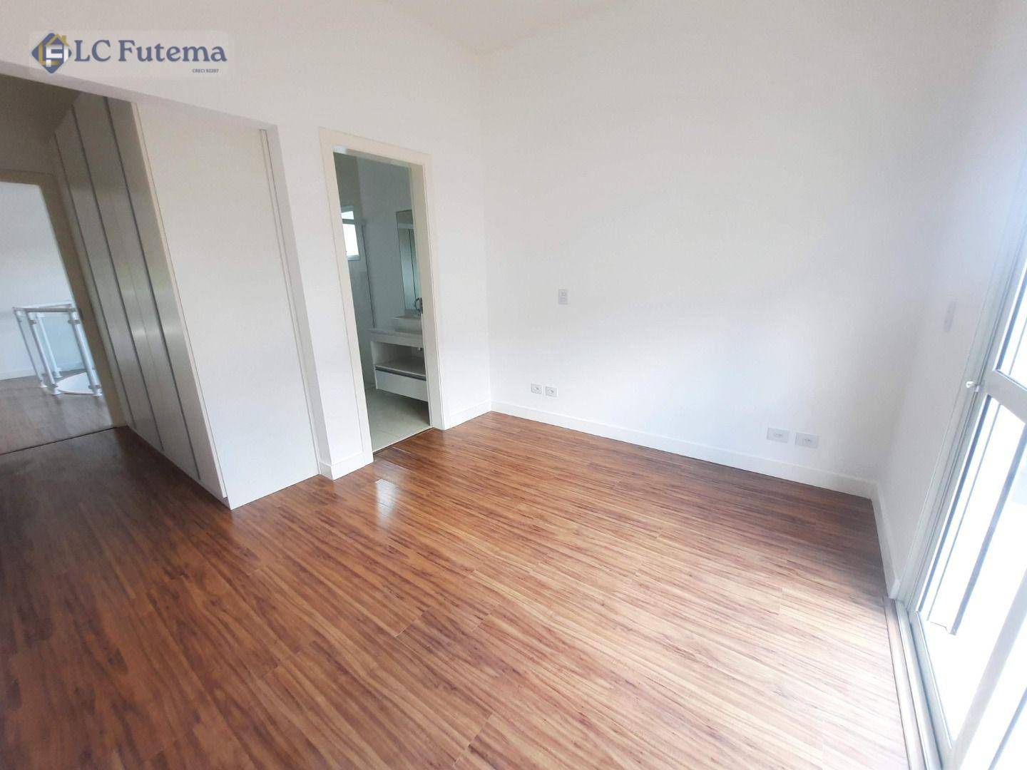 Casa de Condomínio para alugar com 3 quartos, 214m² - Foto 33