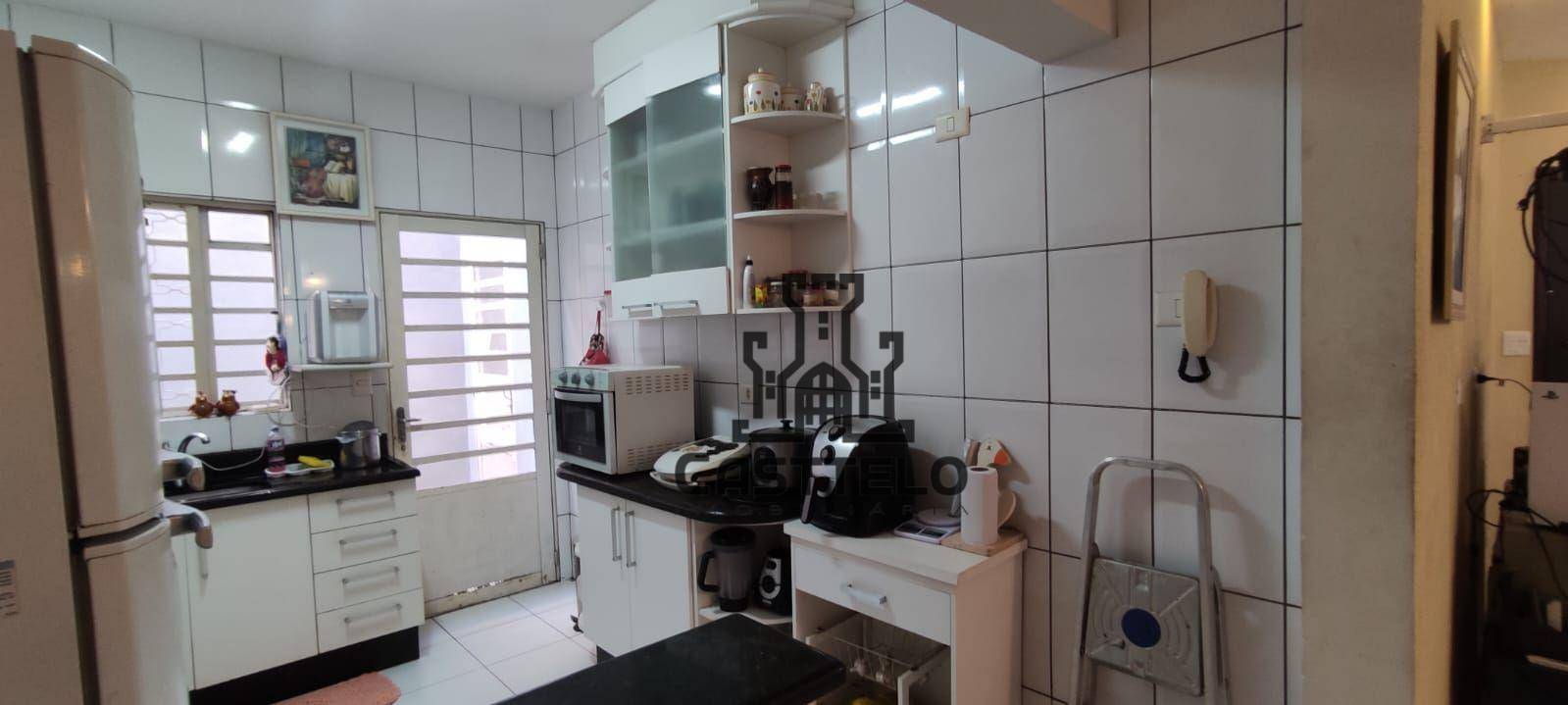 Casa à venda com 4 quartos, 155m² - Foto 7