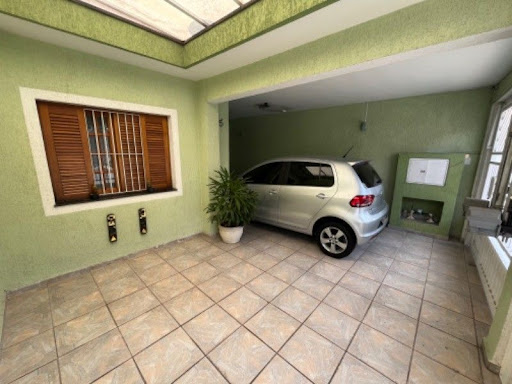 Casa à venda com 4 quartos, 186m² - Foto 1