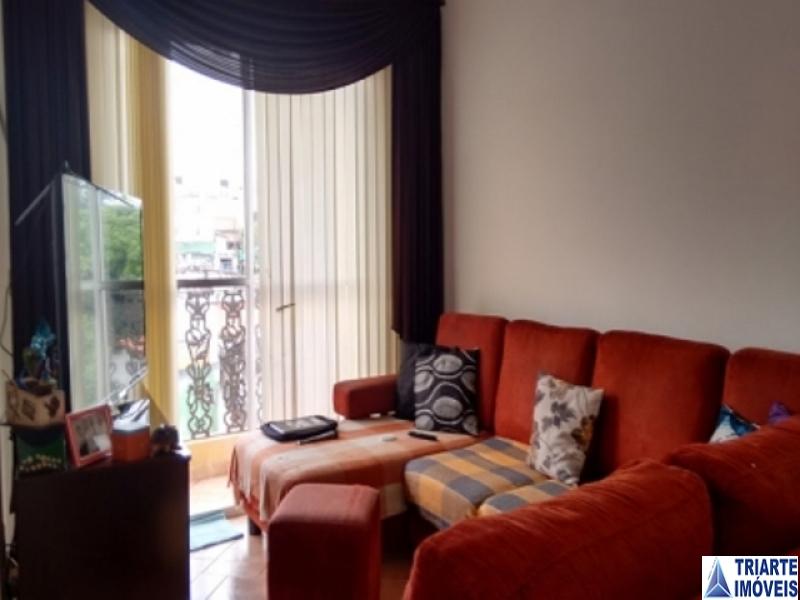 Apartamento à venda com 2 quartos, 66m² - Foto 2