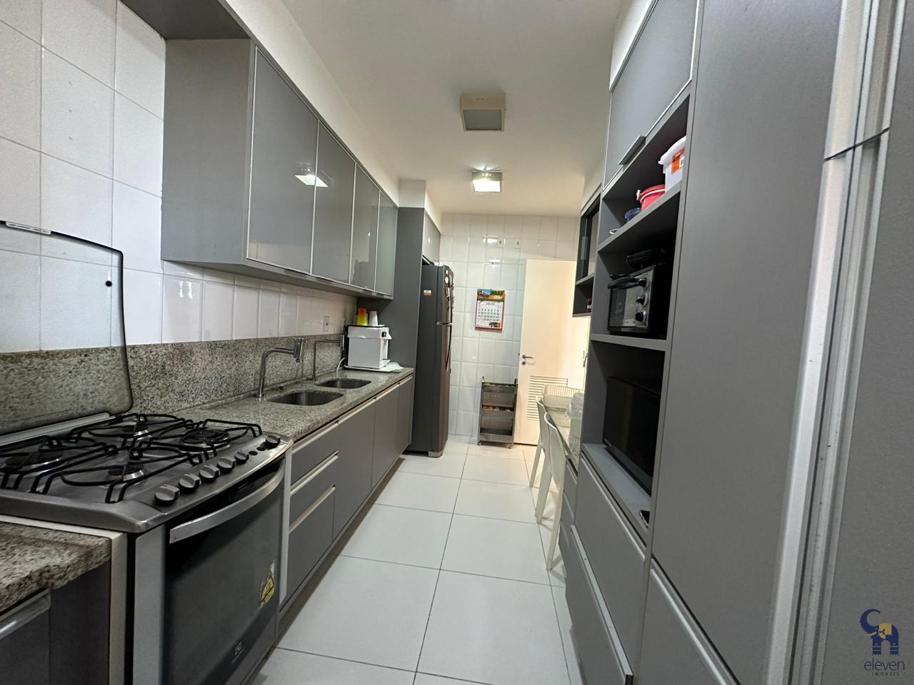 Apartamento à venda com 4 quartos, 181m² - Foto 7