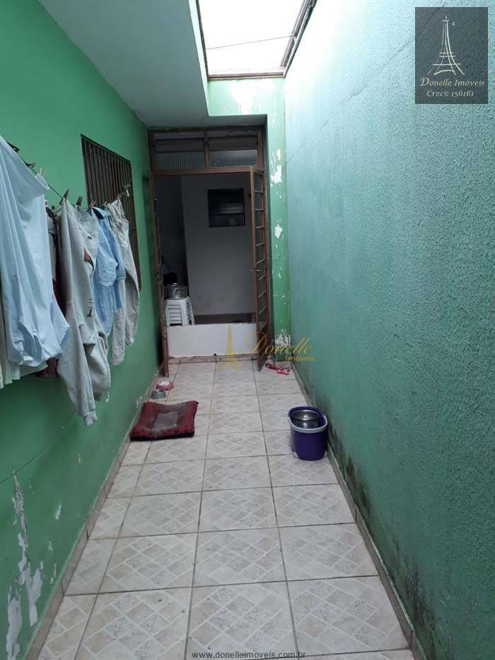 Casa à venda com 2 quartos, 140m² - Foto 9