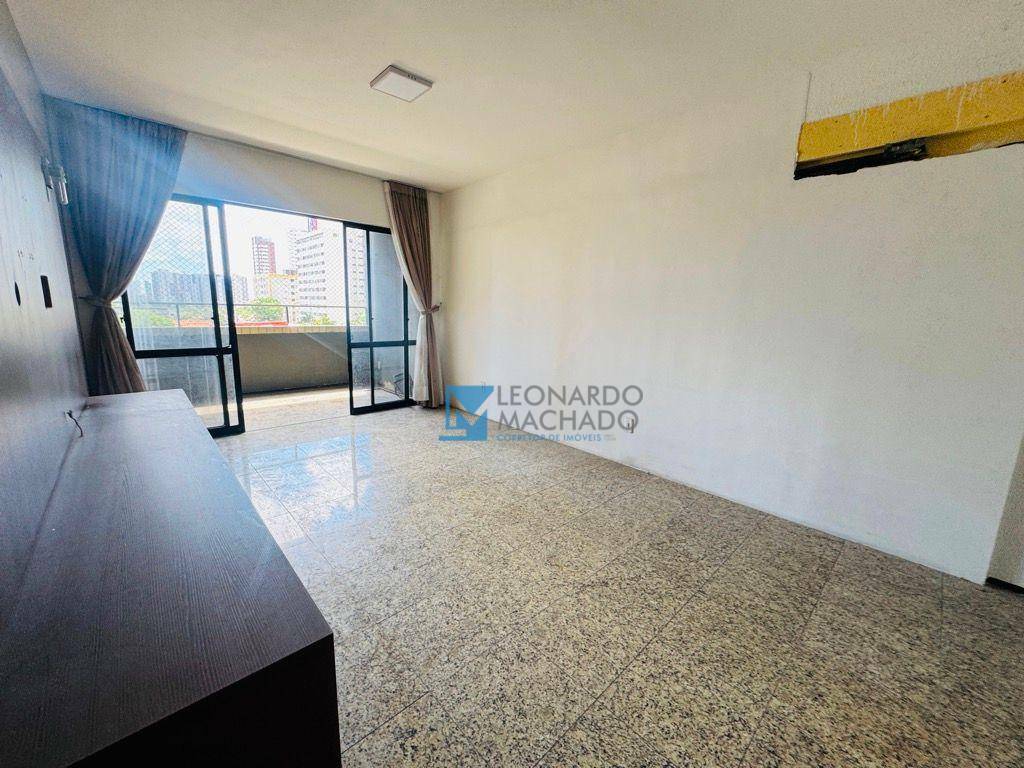 Apartamento à venda com 3 quartos, 134m² - Foto 3