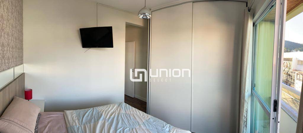 Apartamento à venda com 2 quartos, 65m² - Foto 19