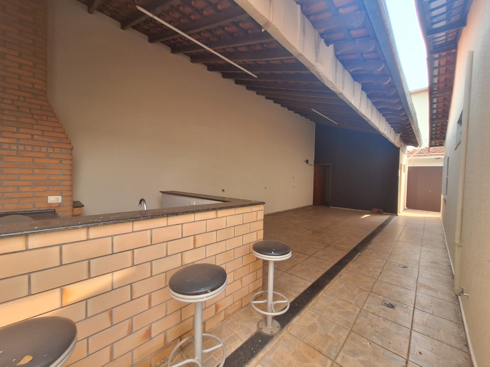 Casa à venda com 3 quartos, 220m² - Foto 20