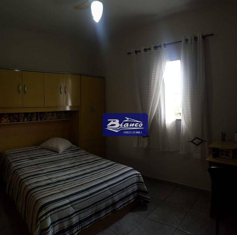 Casa à venda com 2 quartos, 295m² - Foto 9