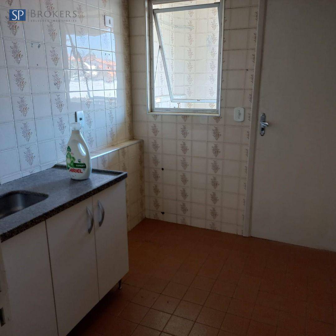 Apartamento para alugar com 2 quartos, 60m² - Foto 6