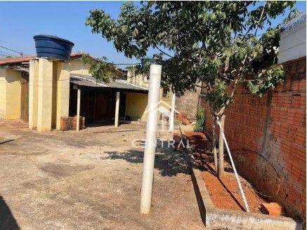 Casa à venda com 2 quartos, 200m² - Foto 15