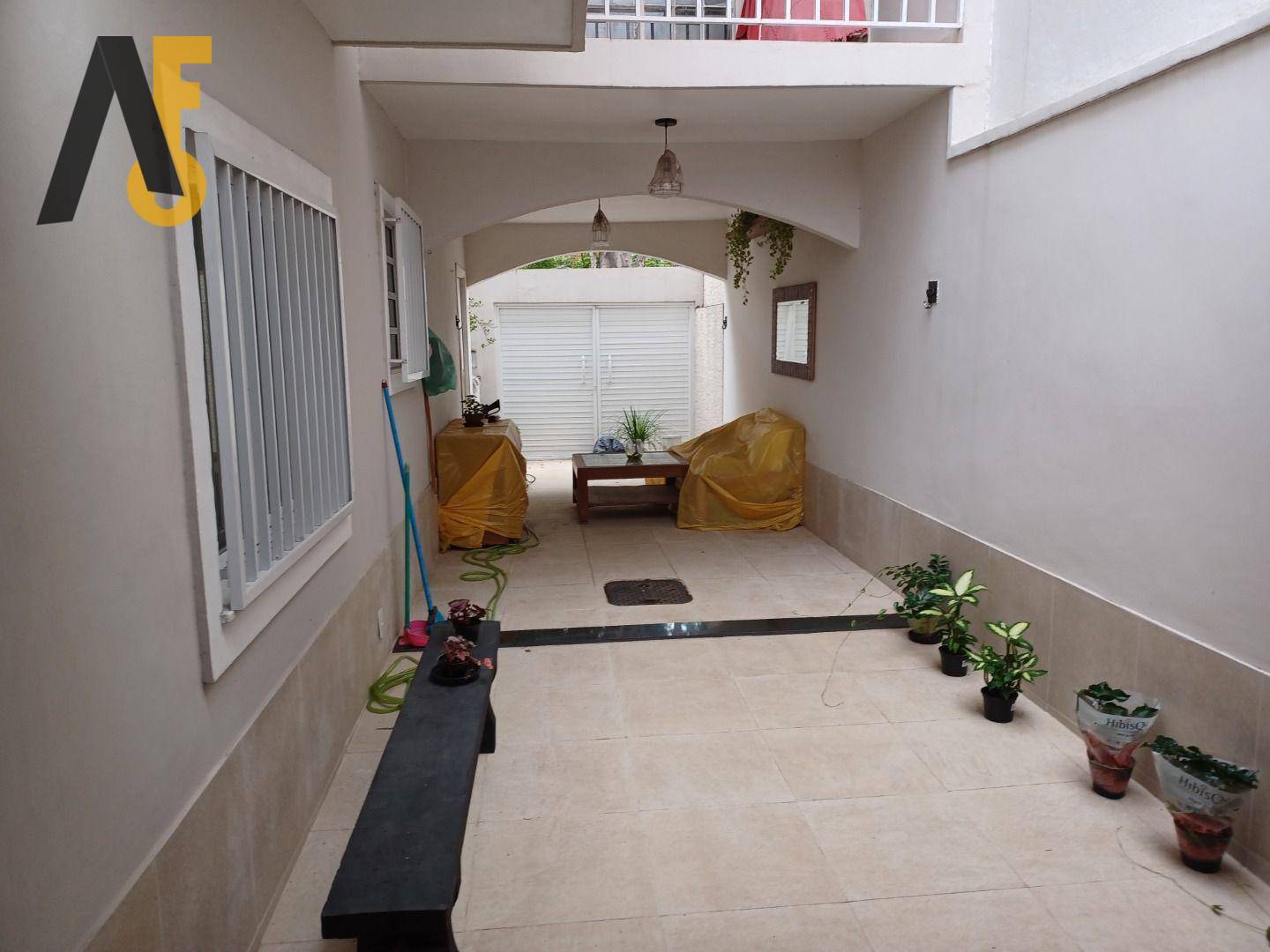 Casa de Condomínio à venda com 3 quartos, 161m² - Foto 2