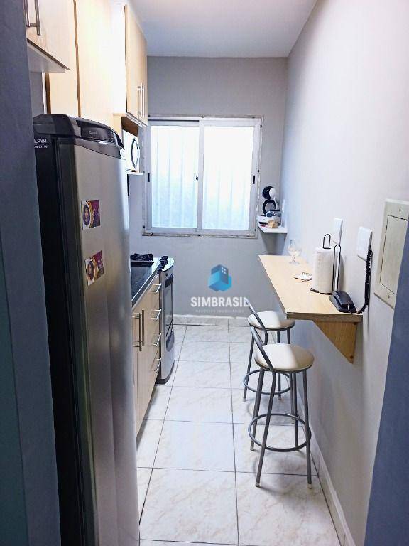 Apartamento à venda com 2 quartos, 60m² - Foto 7