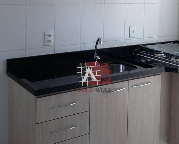 Apartamento à venda com 2 quartos, 45m² - Foto 2