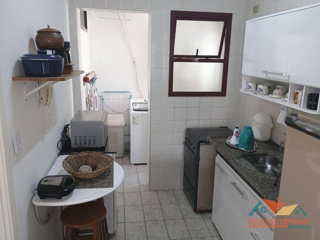 Apartamento para alugar com 2 quartos, 70m² - Foto 14