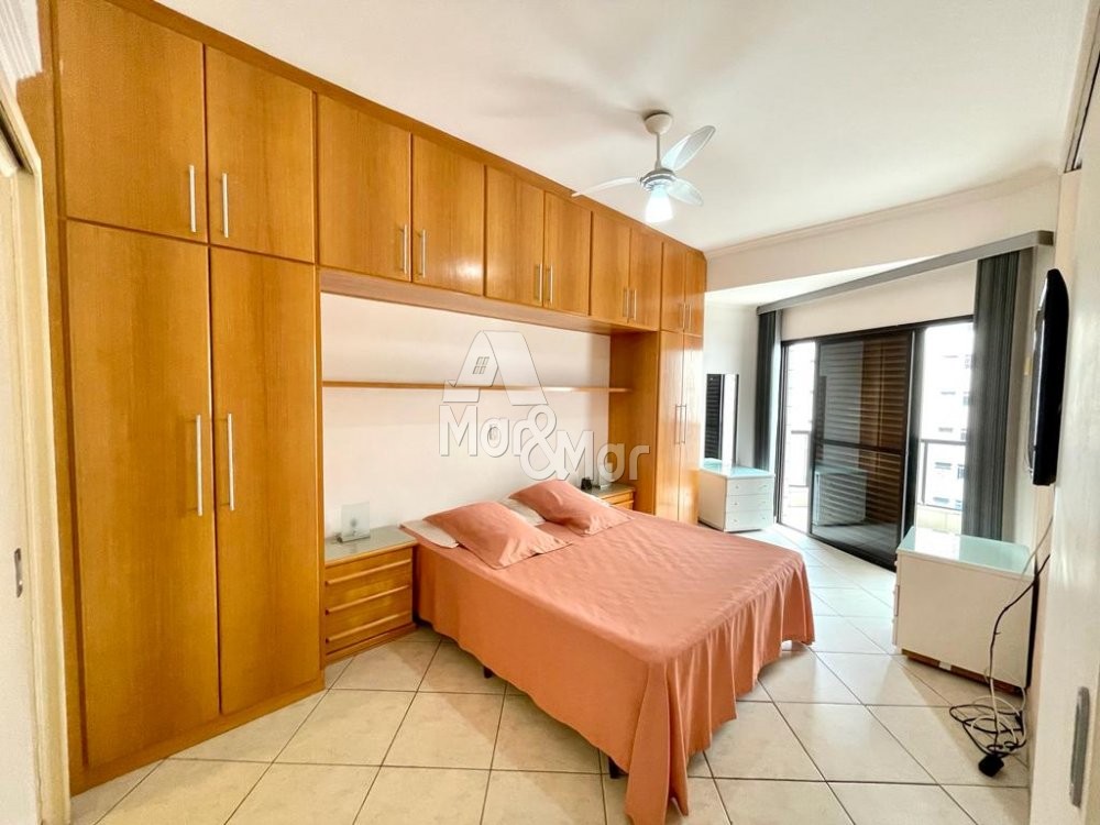 Apartamento para alugar com 3 quartos, 160m² - Foto 11