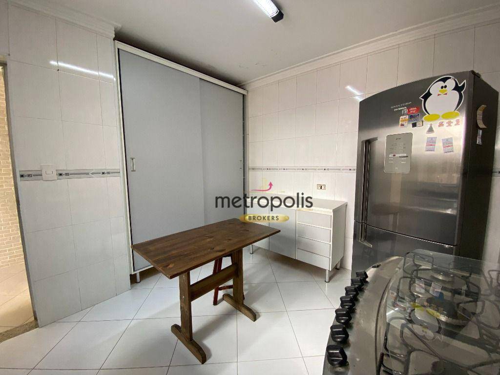 Sobrado à venda com 2 quartos, 203m² - Foto 33