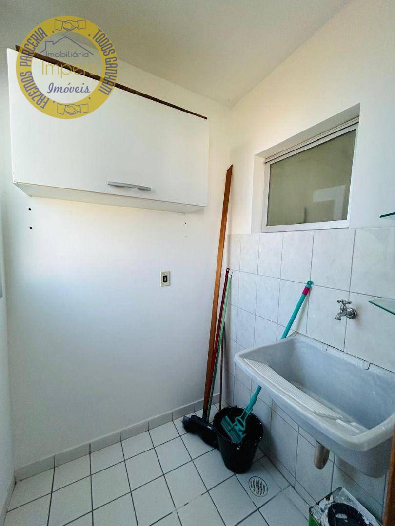 Apartamento para alugar com 2 quartos, 57m² - Foto 11