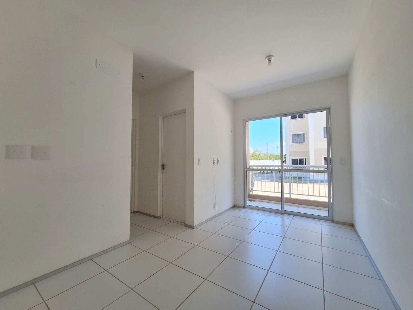 Apartamento para alugar com 2 quartos, 52m² - Foto 12