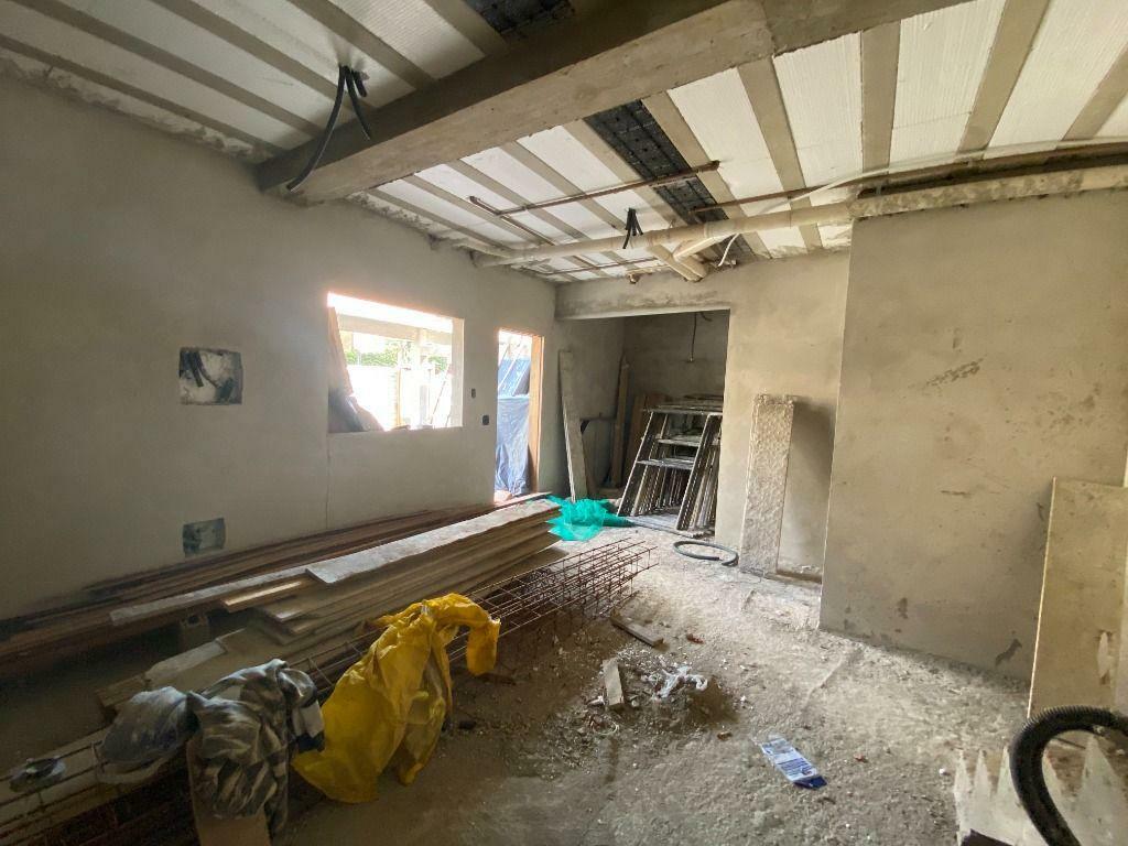 Sobrado à venda com 3 quartos, 120m² - Foto 13