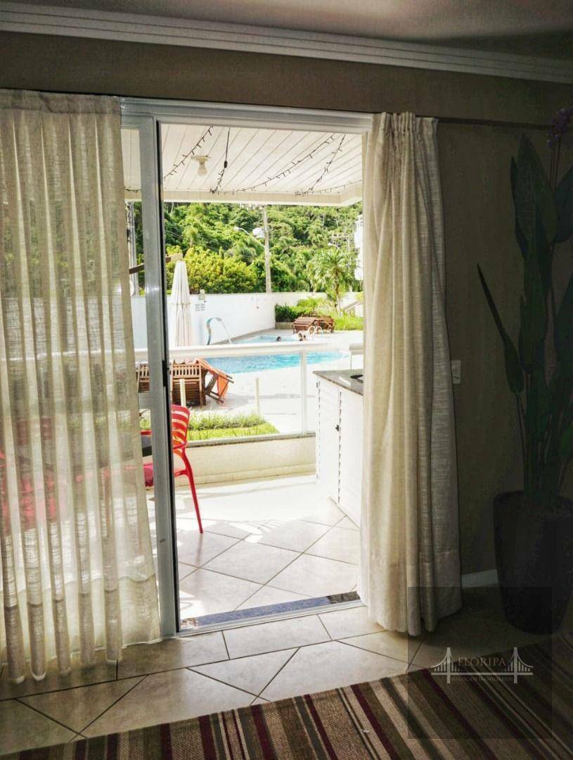 Apartamento à venda com 2 quartos, 77m² - Foto 3