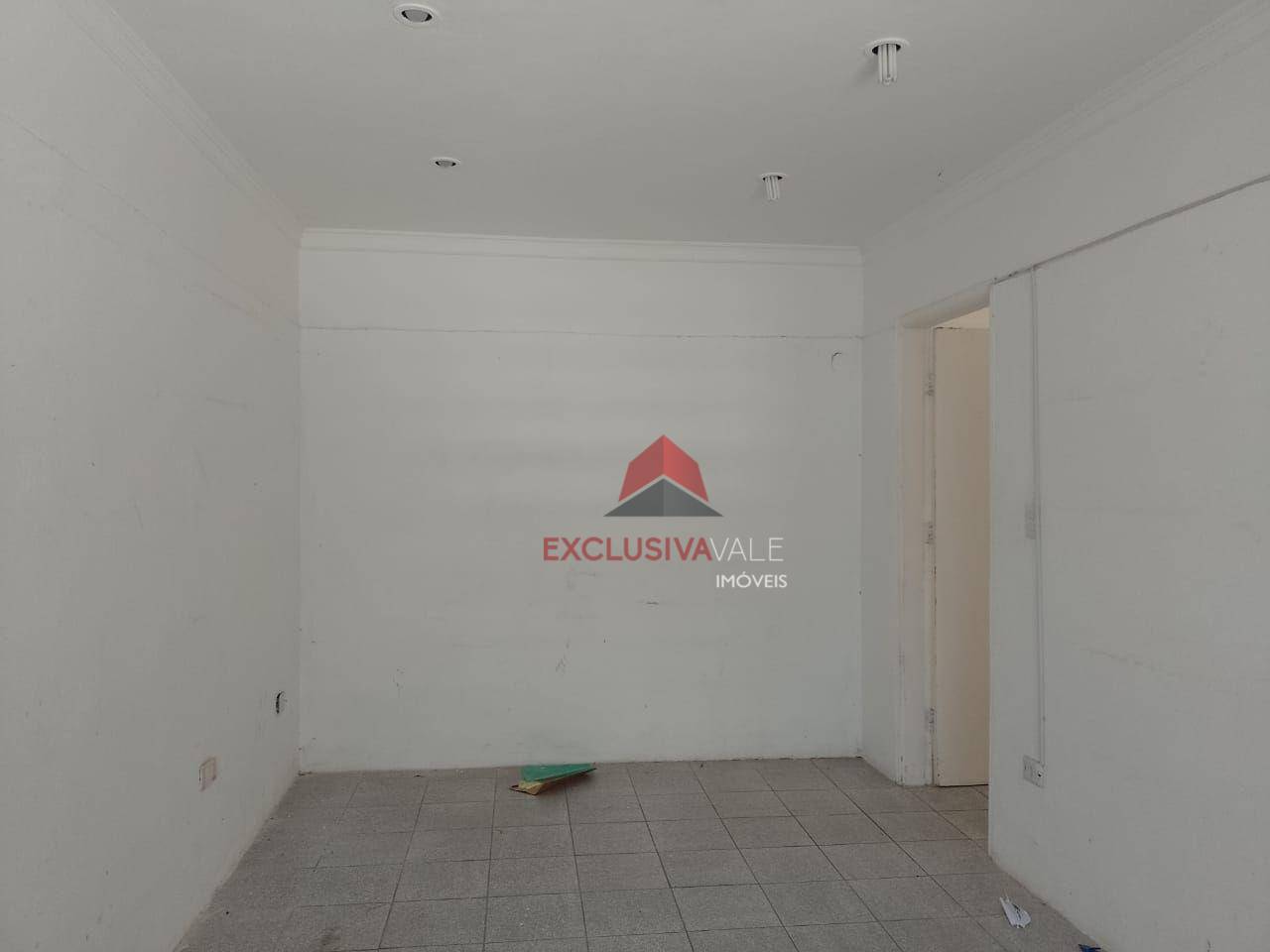 Casa à venda com 5 quartos, 206m² - Foto 11